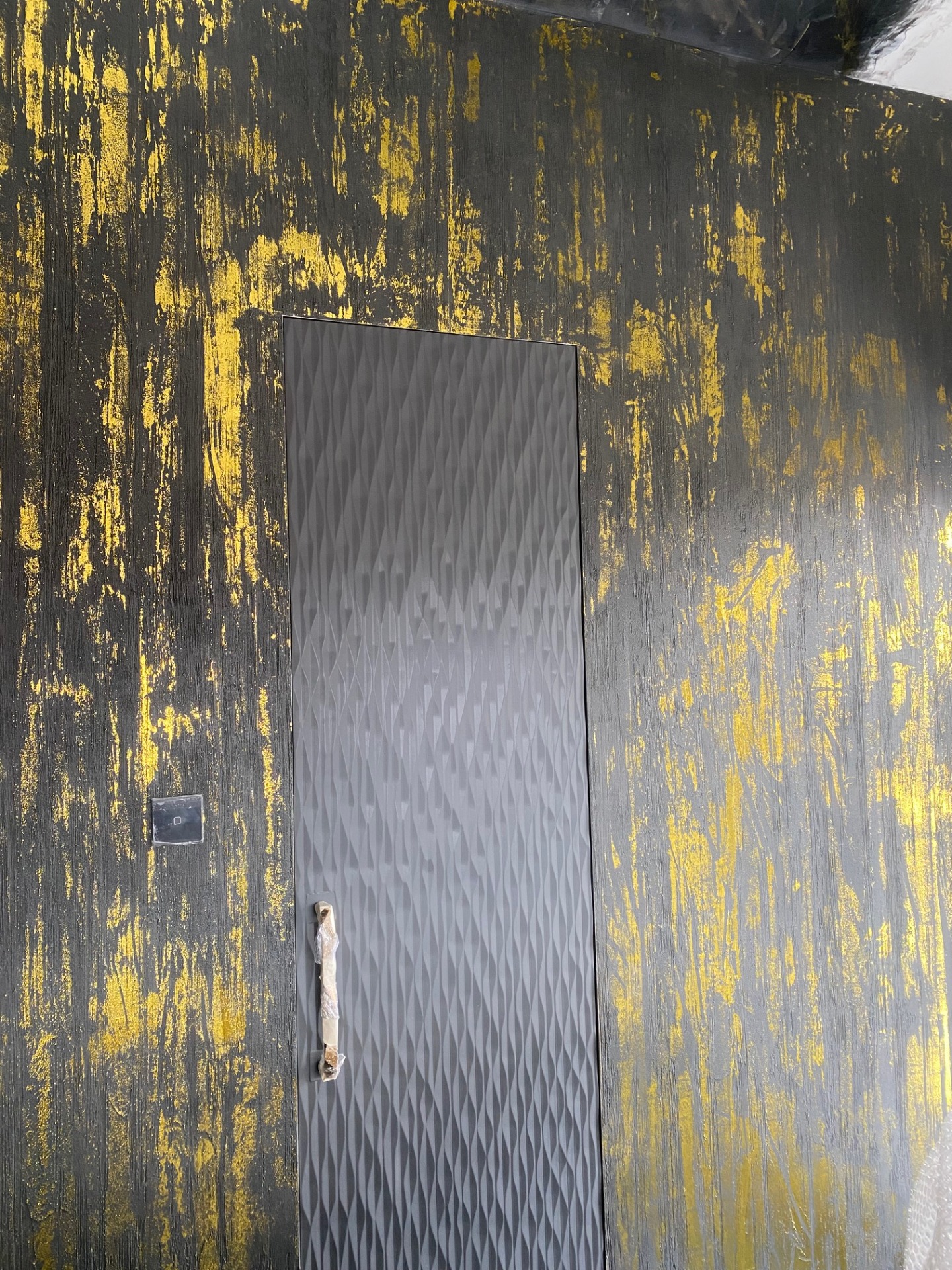 antracit és arany, Budapest