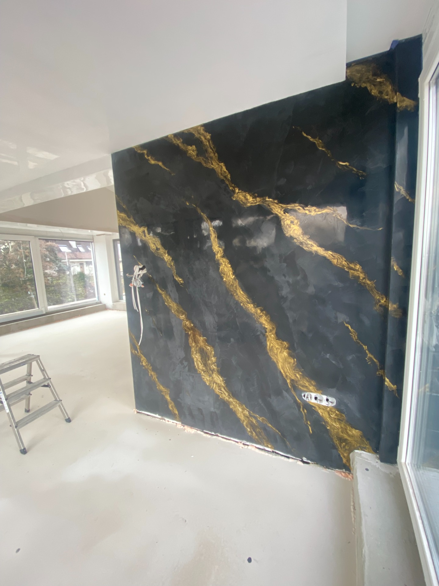 fehér és fekete márvány jól megfér egymás mellett, Budapest